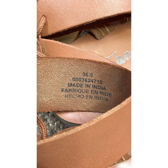 FREE PEOPLE VACATION DAY‎ WRAP BROWN SANDALS SIZE 6.5 NWOT - Picture 5 of 6